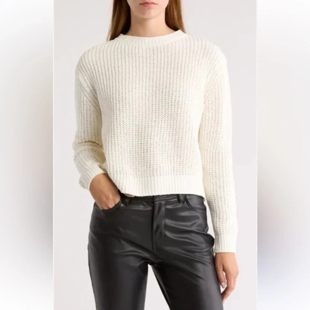 Uniqlo Creme  Textured Crewneck Wool Blend Sweater - Picture 15 of 15